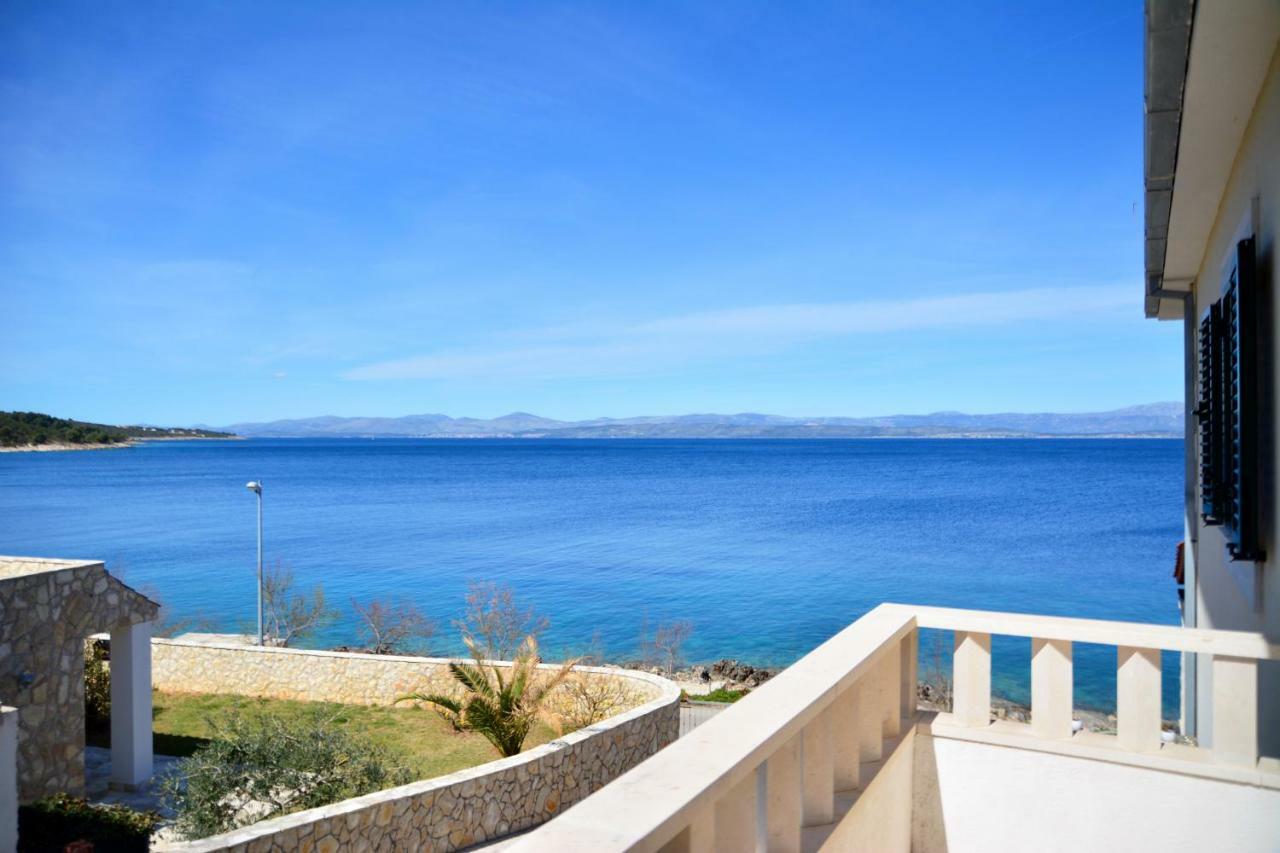 Schoenes Ferienhaus Direkt Am Meer Stomorska Kültér fotó