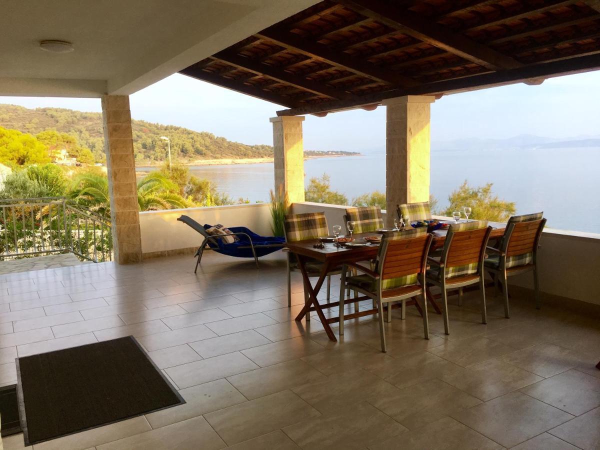 Schoenes Ferienhaus Direkt Am Meer Stomorska Kültér fotó